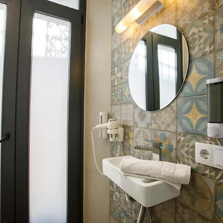 Rentalsevilla Cardenal Cervantes V Appartement