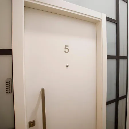 Rentalsevilla Cardenal Cervantes V Appartement