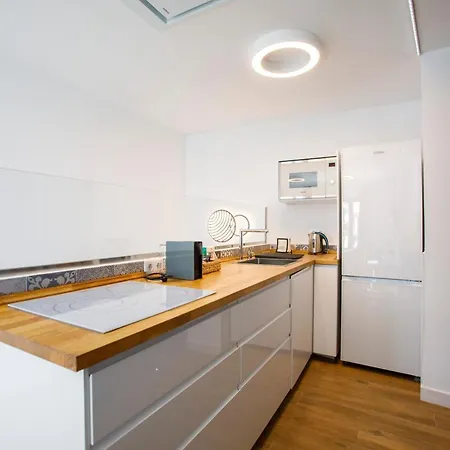 Rentalsevilla Cardenal Cervantes V Appartement